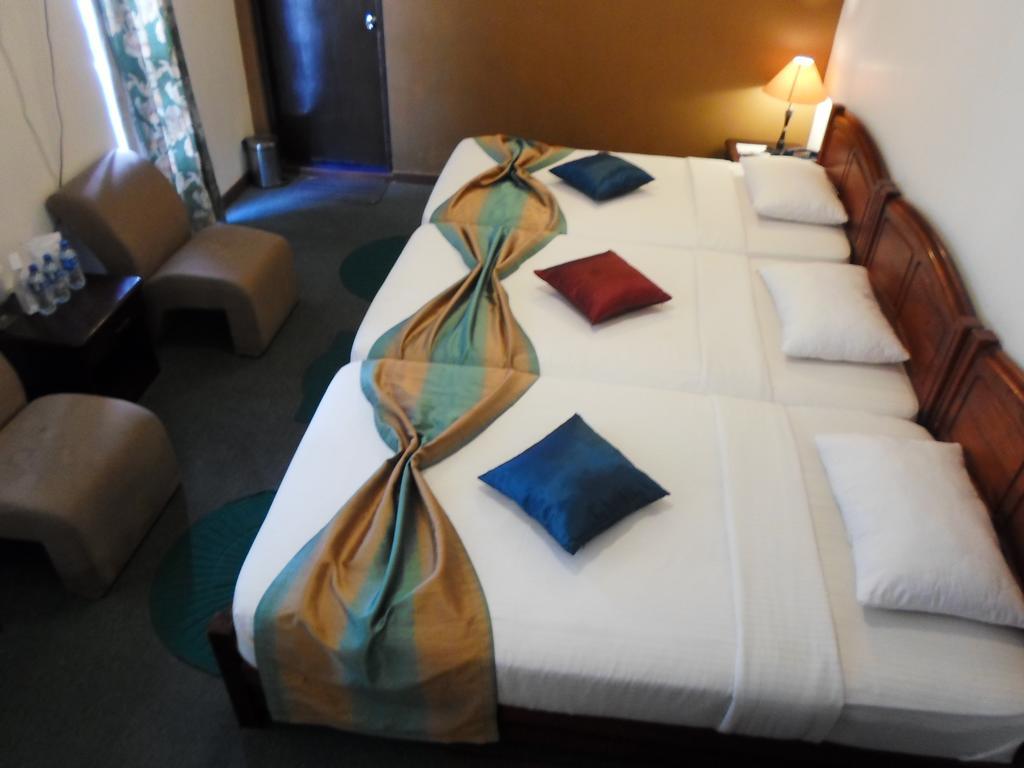 Binota Hotel Nuwara Eliya Phòng bức ảnh